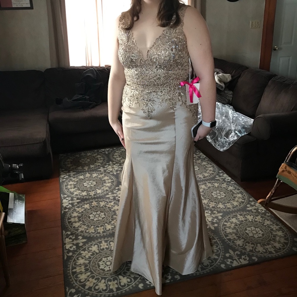 Mori lee prom dress